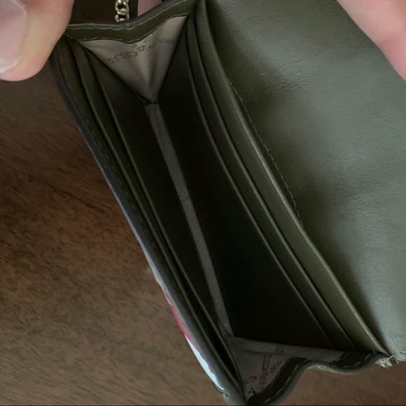 New. MK set💞 limited addition - Picture 5 of 8